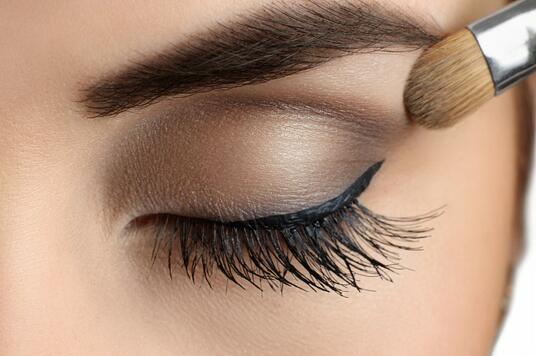 Eyelid with make-up